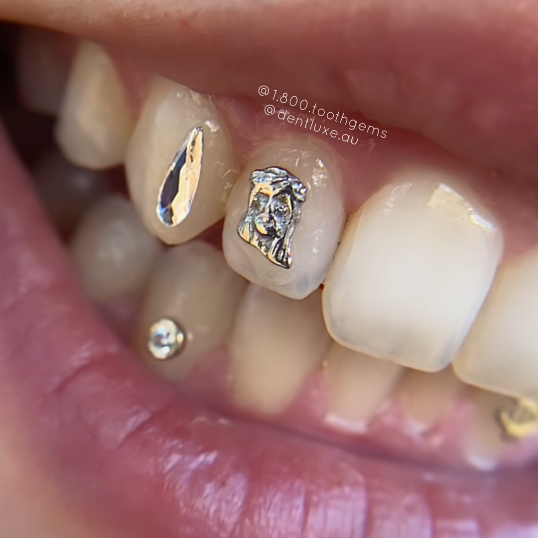 18k Gold Tooth Gems JESUS FACE PIECE Dentluxe
